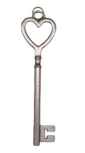 3 1/4" Key amulet