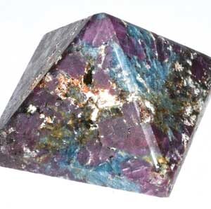 25-30mm Ruby with Kyanite pyramid