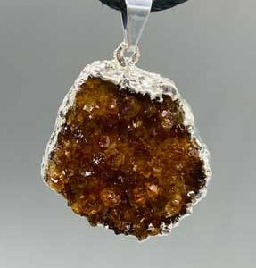 Citrine druse