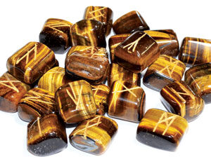 Tiger Eye Rune Set
