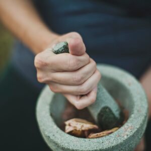 Mortar & Pestle & Grinders